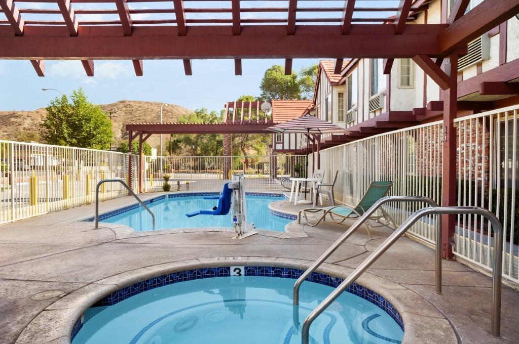 Motel Super 8 By Wyndham Santa Clarita/Valencia Exteriér fotografie