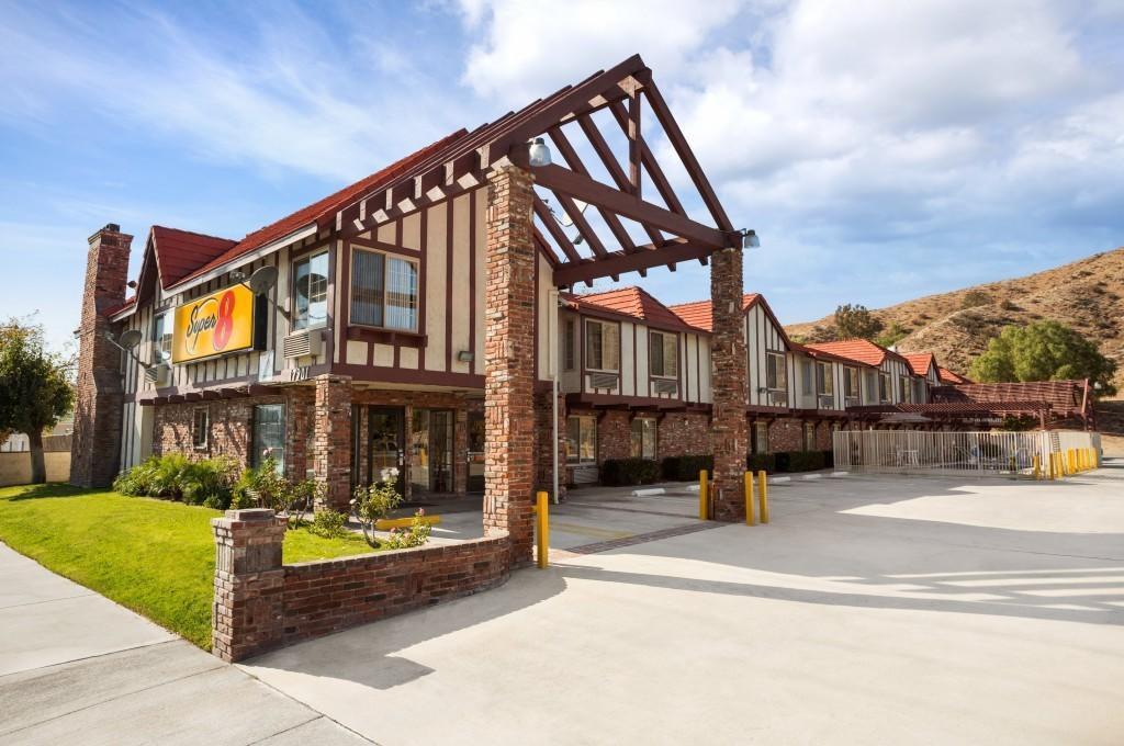 Motel Super 8 By Wyndham Santa Clarita/Valencia Exteriér fotografie