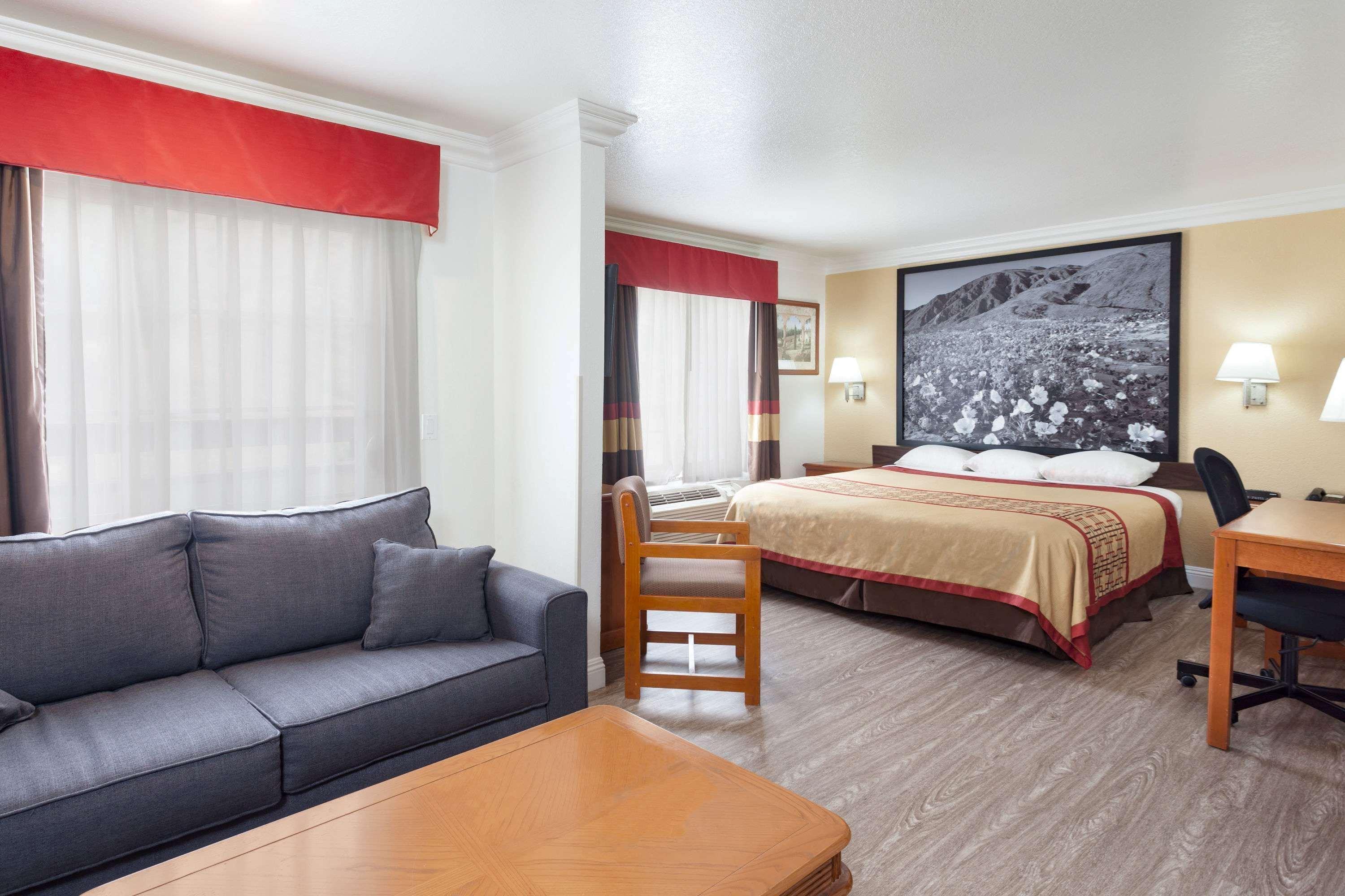 Motel Super 8 By Wyndham Santa Clarita/Valencia Exteriér fotografie