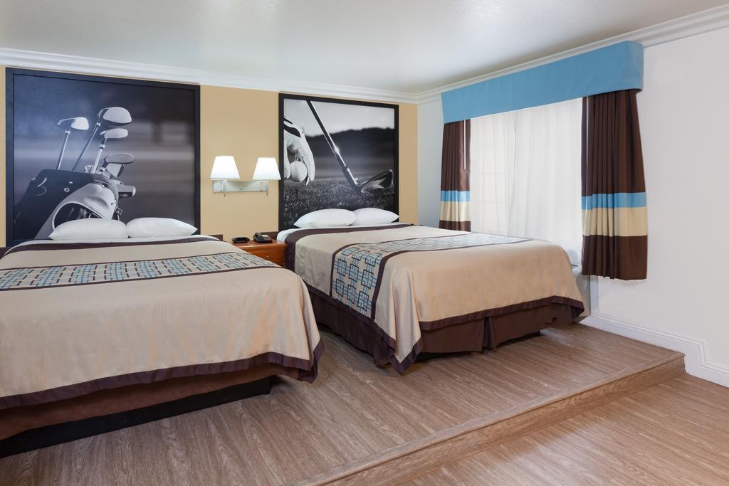 Motel Super 8 By Wyndham Santa Clarita/Valencia Exteriér fotografie